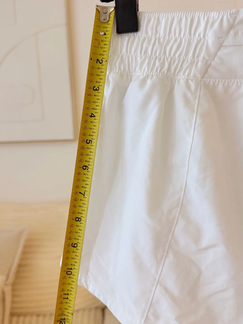 Nike Dri-FIT Women’s Running Shorts White Oversized Swoosh – Size XS